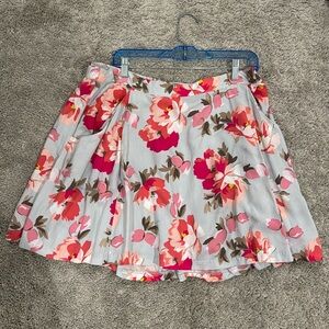 Old navy floral skirt